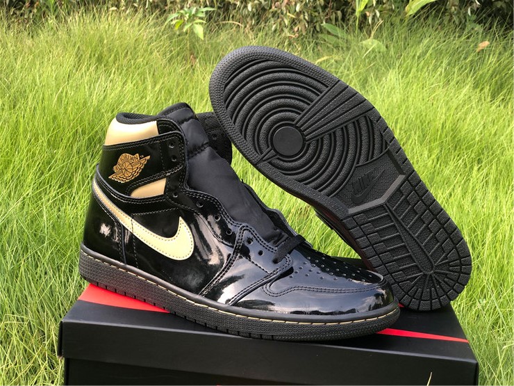 latest New Air jordan 1 retro high og black gold shoes