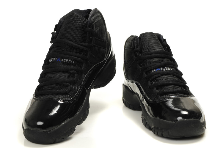 Air Jordan Retro 11 Black Blue