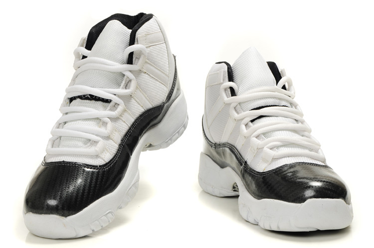 Air Jordan Retro 11 White Black