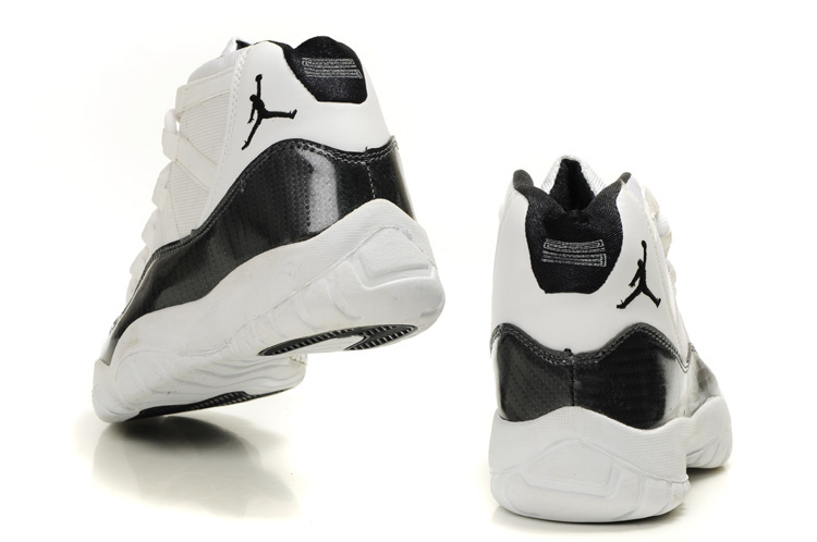 Air Jordan Retro 11 White Black