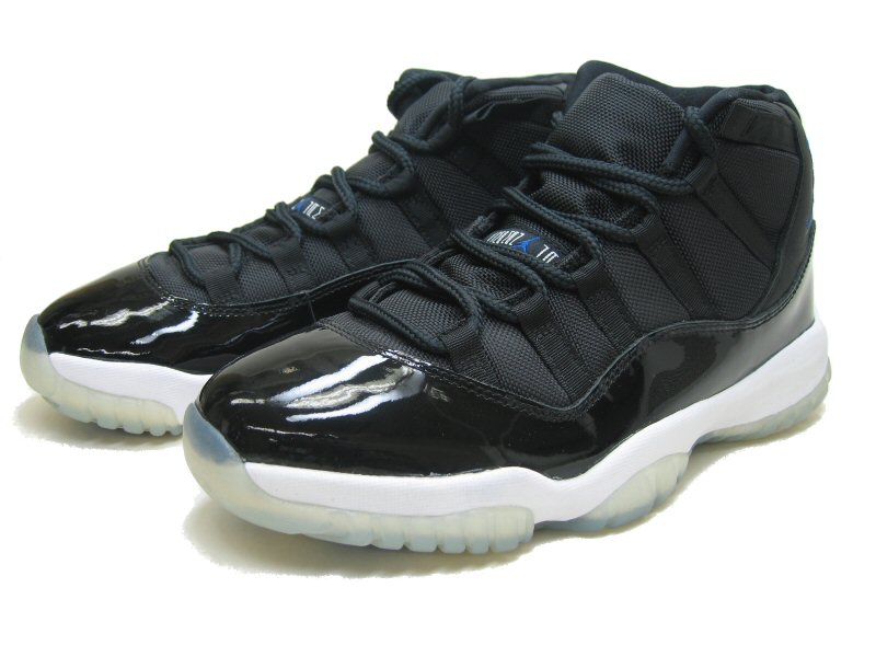 classic air jordan 11 retro space jams black white shoes